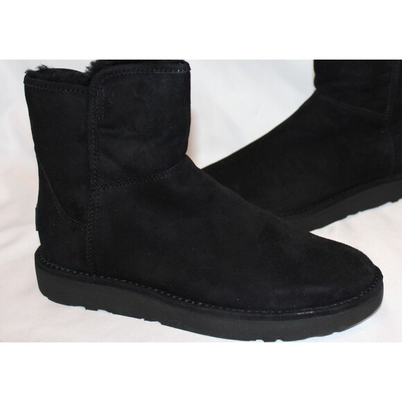 UGG Abree Mini Shearling Ankle Boots Women's Black Suede‎ SZ 6 NIB $220 - Picture 2 of 5